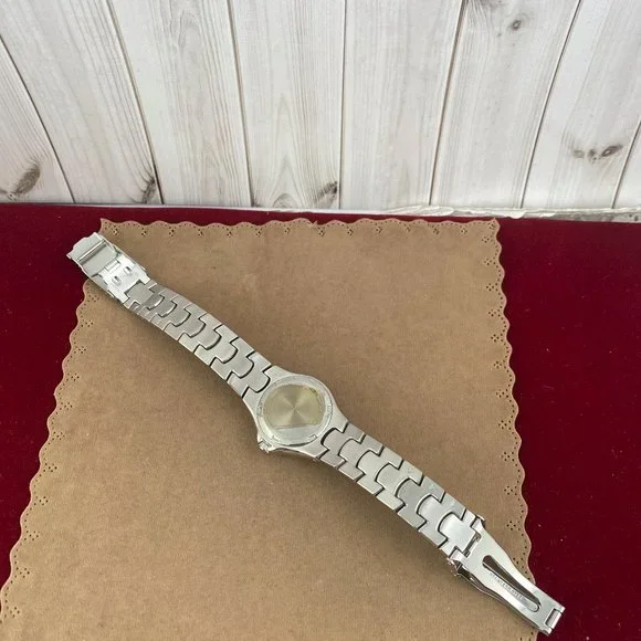 Bulova Watch Marine Star Satin Finish Stainless Steel Highly Polished Blue Watch - Picture 5 of 8